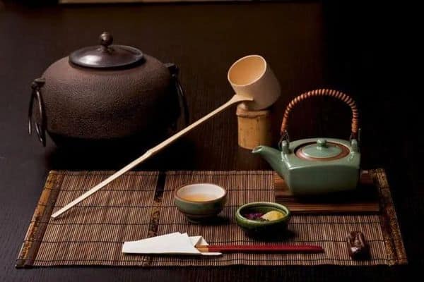 Giữ lại trà hồng sâm sau khi đun để sử dụng hết cốt trà còn lại